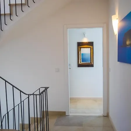 House Maro Hébergement de vacances Brsečine