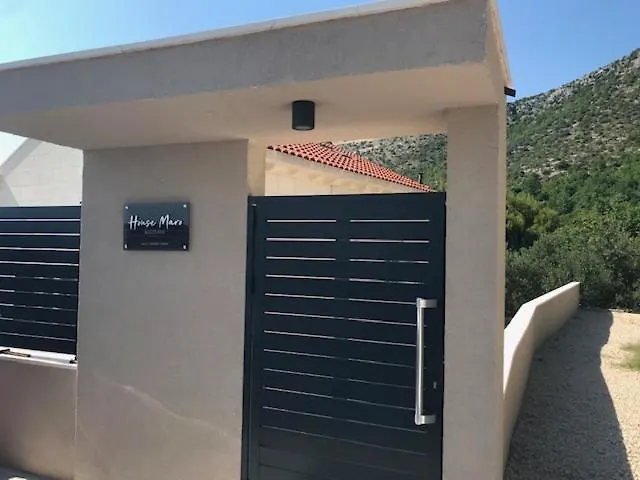 House Maro Ferienhaus *